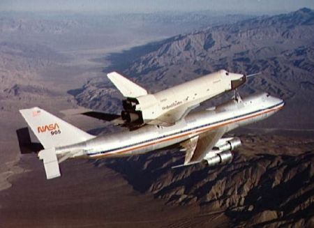 Huckepack: Enterprise auf einer Boing