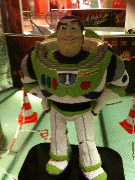 buz Space Ranger Buzz Lightyear aus Lego.