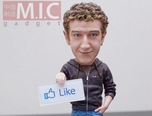 Mark Zuckerberg als Spielzeug.