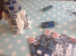 Fertiges Lego Star Wars Set 10225 R2-D2