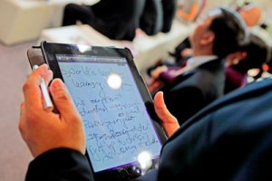 Tablet auf der Buchmesse Foto: Alexander Heimann