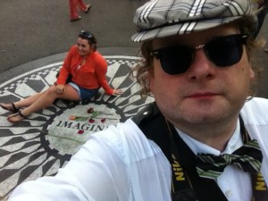 Bei den Strwberry Field wird gefeiert. 