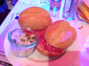 Mettbrötchen - na klar als Twitterer.