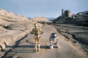 Upps. im Film ist der Palast noch zu sehen - schnell Disney angreifen, oder?