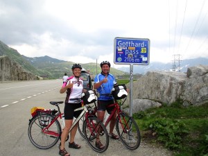 Simone und Anton Ochsenkühn auf ihrer Kulturradreise 2011.