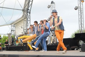 Die A-Cappella Band Mit ohne Alles eröffnete das Festival. 