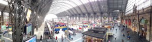 Kleines Panorama vom Frankfurter Hauptbahnhof.