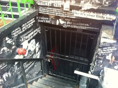 Der Eingang zum Gaslight