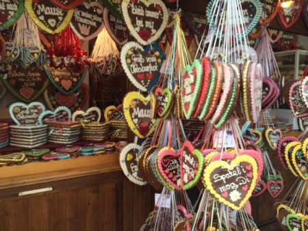 Früher hat man dem Herzblatt einfach ein Herz geschenkt. 