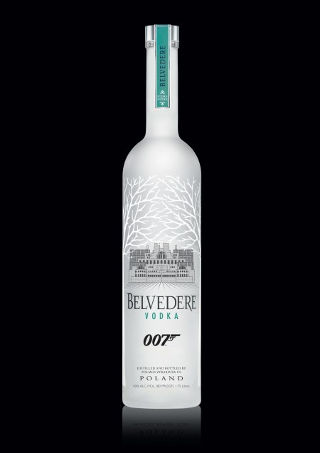 James Bond trinkt dieses Mal Belvedere Vodka - hier die Sonderedition von MI6.
