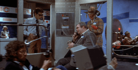 Spielberg vorne und Zeitmaschine hinten.