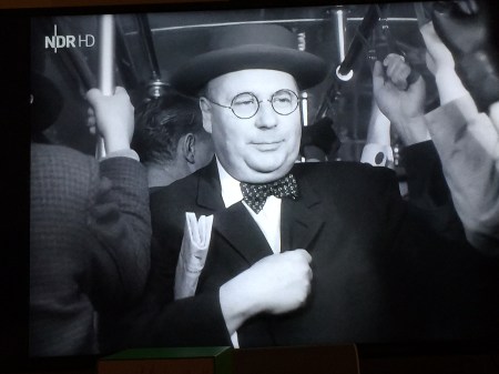 Nächste Haltestelle Südtiroler Straße - ein Hinweis auf München? Foto: NDR