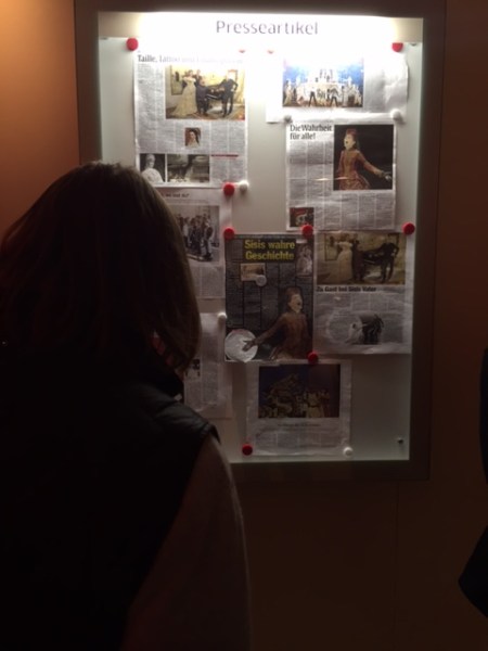 Presseschau zu Elisabeth - leider nur Holzmedien.