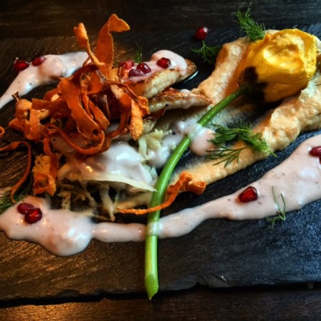 Rotes Meerbarbenfilet als Hauptgang.