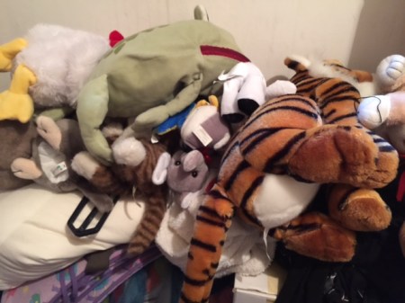 Kuscheltiere sollen das Leid von traumatisierten Kindern lindern.