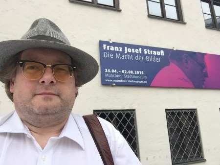 Ein Besuch im Stadtmuseum brachte mich dem medialen Phänomen FJS näher.