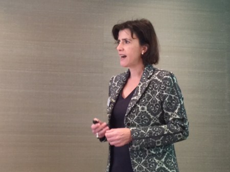 „Der erfolgreiche digitale Wandel wird von der Unternehmenskultur, den Mitarbeitern und ihren Fähigkeiten bestimmt“, sagt Simone Frömming