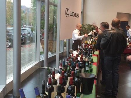 Rund 40 Weine aus Österreich und Italien wurden verköstigt - gute Aktion vom Ristorante Cleopatra.