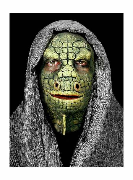 Vielleicht dieses Mal als Reptil ? Foto: maskworld.com