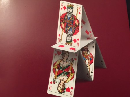 Spielsucht stand im Mittelpunkt von Die neue (alte) Alan Parsons Project: The Turn of a Friendly Card als Deluxe Version.