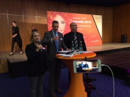 Pressesprecherin Barbara Böck links eröffnete die Veranstaltung.