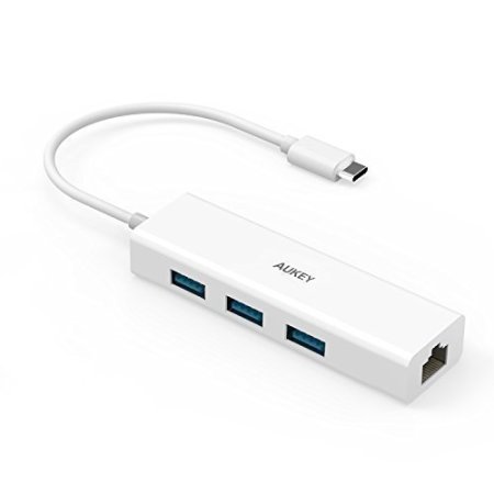 Der Aukey USB C-Hub auf USB 3.0 für goldenes MacBook 12“ leistet gute Dienste.