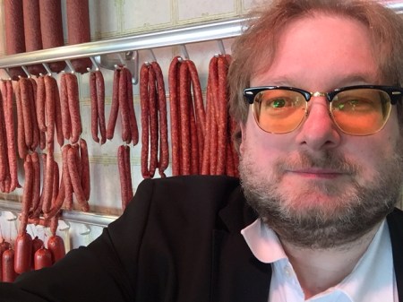 Bei der Arbeit in der Metzgerei Moser.