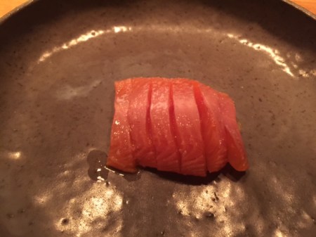 Ike jime Saibling mit Zwiebel und Dill von den Müritz Fischer