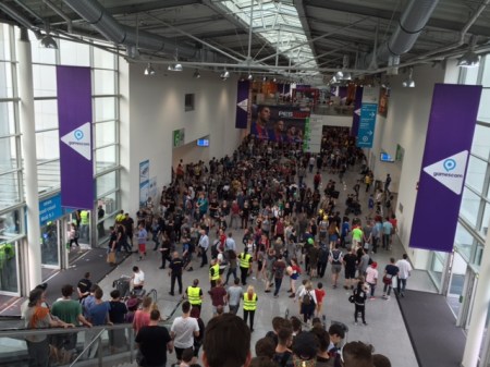 Massenweise kamen die Gamer zur gamescom. Spiele ist nicht mehr was für Freaks, sondern sie sind in den Familien angekommen.