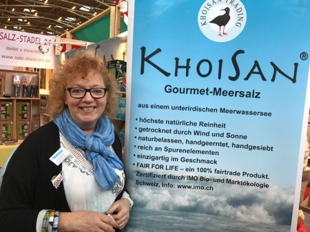 Annemarie Zimmermann von KhoiSan auf der Heim+Handwerk.