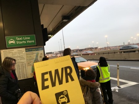 Der gelbe Taxi-Berechtigungsschein. 