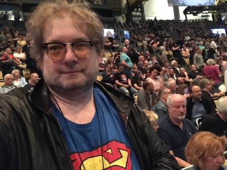 Ich mag Konzerte, aber langsam wird mir der Lärm zuviel. 