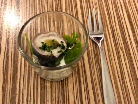 Rollmops als Gruß aus der Küche.