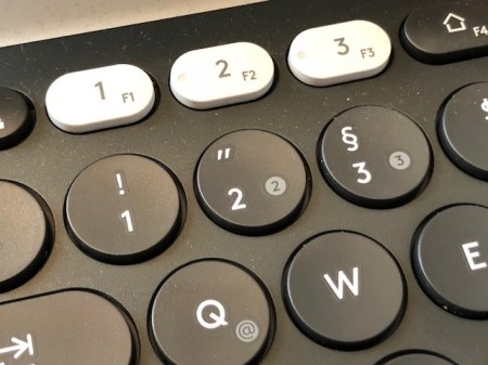 Eins, zwei, drei und alle Geräte werden mit einem Keyboard gesteuert. 