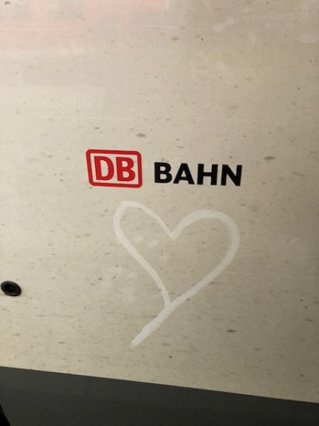 Ich liebe die Bahn.