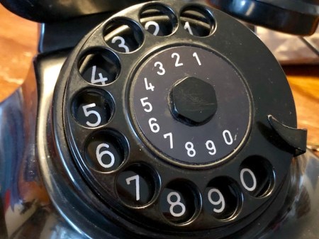 Erst tippen, dann wählen