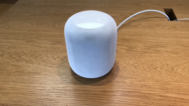 Der Apple HomePod kommt für rund 350 Euro nach Deutschland. 