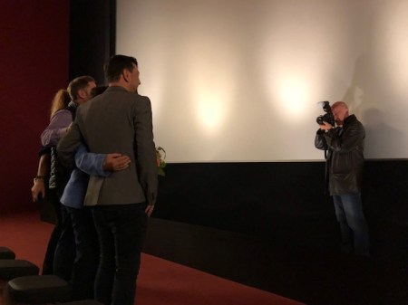 Fotoreporter Günter Reger von der örtlichen SZ war auch da und bringt den Abend in die klassischen Massenmedien. 