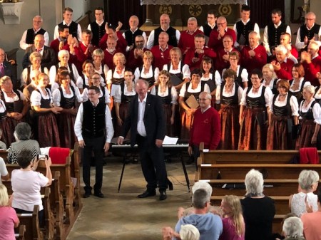 Die drei Dirigenten der drei Chöre in der Pfarrkirche Maisach.