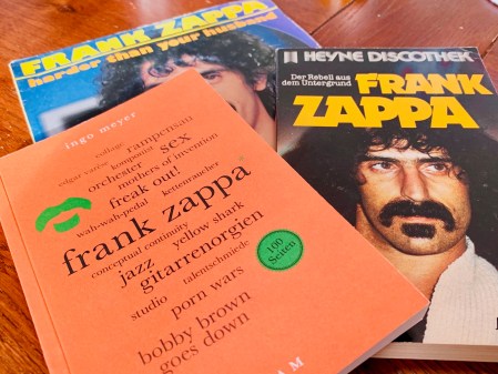 Erinnerungen an Frank Zappa - auch durch ein neues Buvon von Reclam.