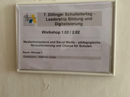 Lehrer bilden sich fort und das ist gut so - aber es könnte mehr sein. 