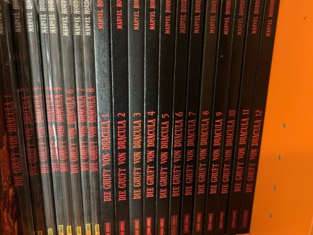 Die Gruft des Grafen Dracula habe ich komplett. 