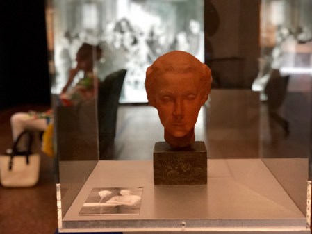 Brigitte Helm - die Maria - hier in der UFA-Ausstellung. 