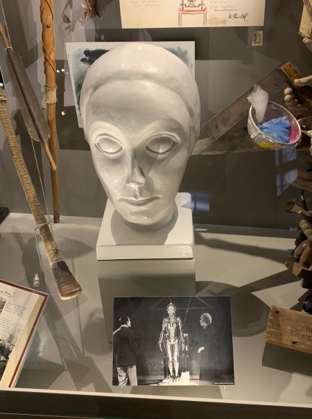 Maria aus Metropolis im Filmmuseum Potsdam. 