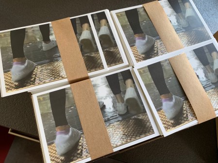 Ich hab gleich mal en paar Postkarten zum Verteilen drucken lassen.