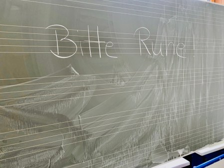 Auch die Kreidetafel hat im digitalen Zeitalter nicht ausgedient. 