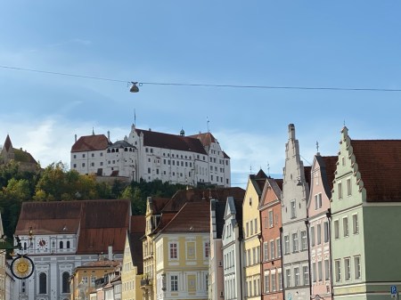 Landshut ist eine eindrucksvolle Stadt, leidet aber unter dem Verkehrskollaps.