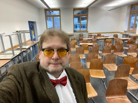 Heute vormittag im Allgäu: Schulung von allen sechsten Klassen des Gymnasiums Hohenschwangau.