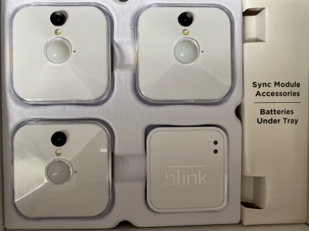 Da schenkt man den Eltern Technik wie hier Kamera, muss sie aber oft selbst installieren. 