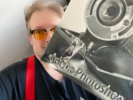 So sah eine Photoshop-Box früher mal aus (r.).